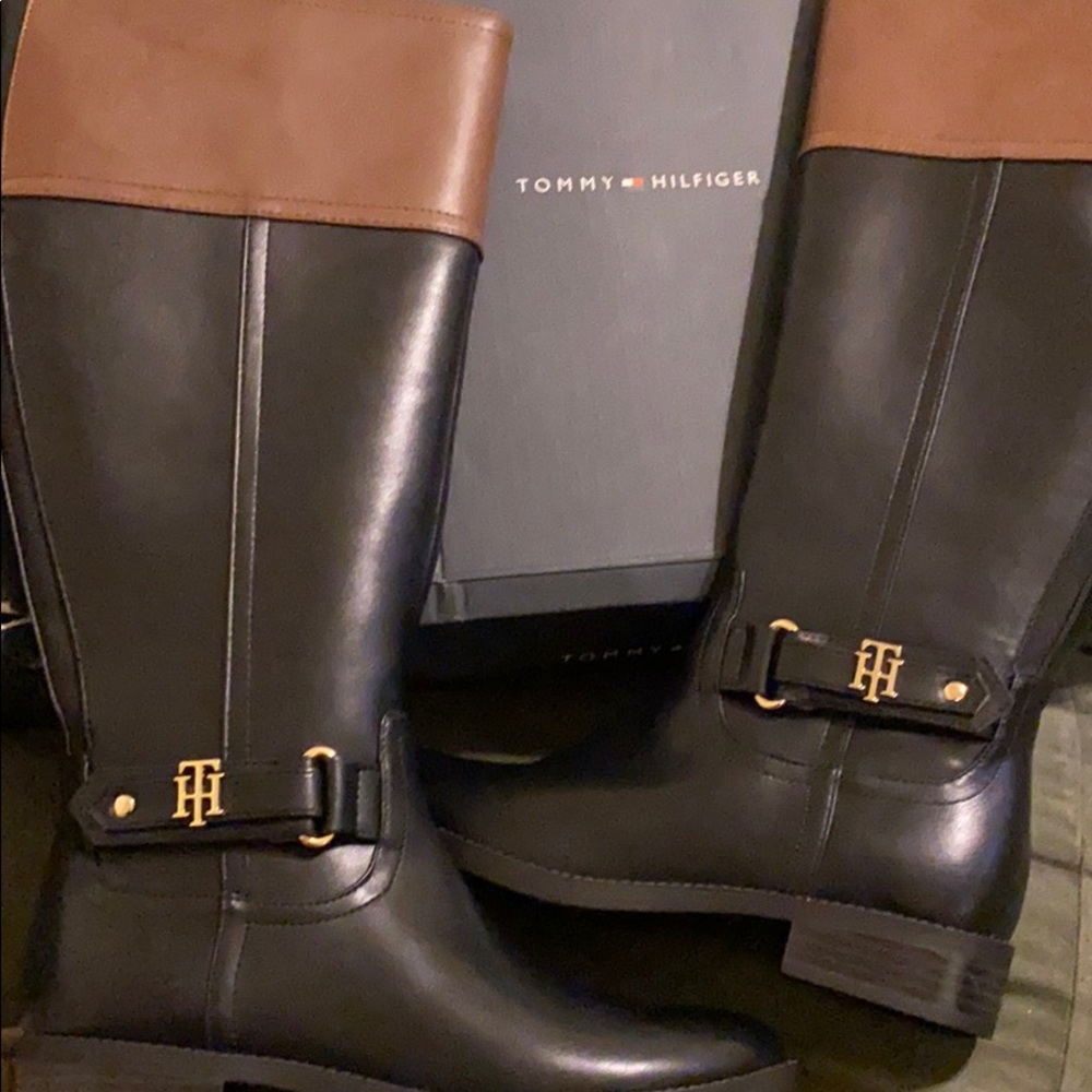 BNWT Tommy Hilfiger faux leather boots black&brown